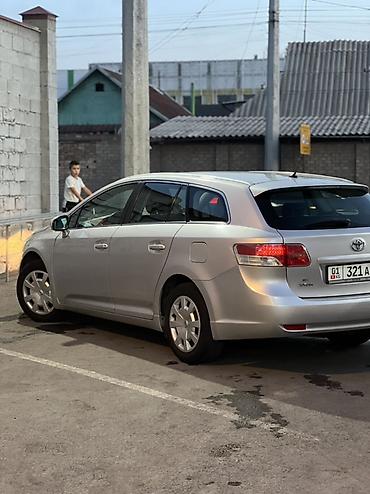 Унаа сатуу: Toyota Avensis: 2009 г., 1.8 л, Кол менен иштөөчү, Бензин, Универсал — 6