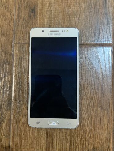 samsung j5: Samsung Galaxy J5 2016, Б/у, 16 ГБ, цвет - Золотой, 2 SIM