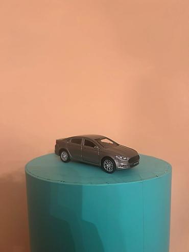 Oyuncaq nəqliyyat: Metal miniatür sedan model avtomobil - Korpus: metal gövdə, detallı — 2