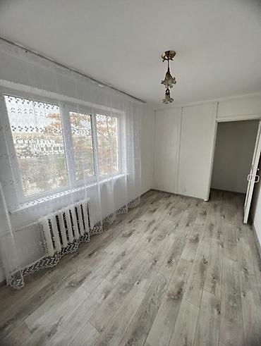 2 8: 2 комнаты, 44 м², 7 мкр 104 серия, 4 этаж, Старый ремонт — 2