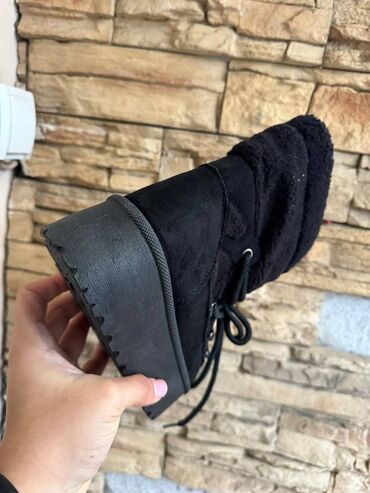 Ugg obuća: Ugg čizme — 9