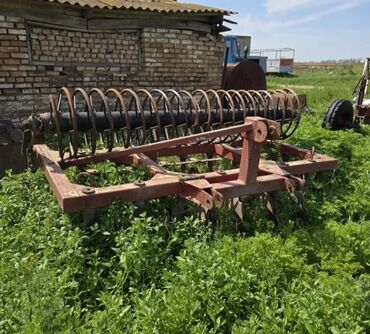 jcb traktor satisi: Salam təcili satilir cox təcili hec bir prablemi yoxdur tax işləd