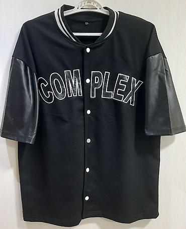 ağ kostyum: Qara “COMPLEX” yazılı baseball üslublu köynək/jaket - Rəng: tam qara — 1