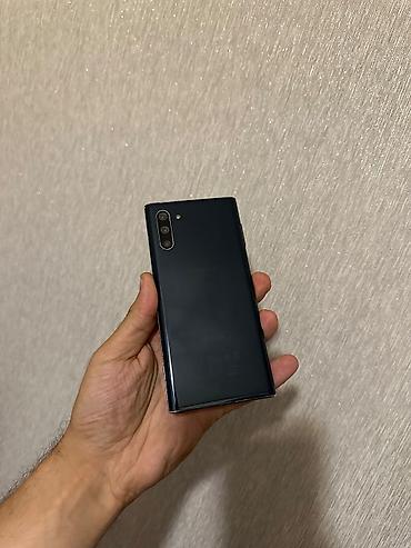 a54 ekran: Samsung Note 10, 256 ГБ, цвет - Черный, Беспроводная зарядка — 1
