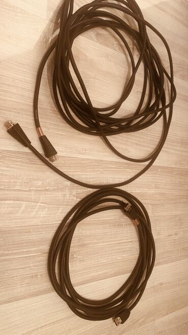 тюнер т 2: Продаю новый микрофонный кабель от Видеоконференц системы Polycom (