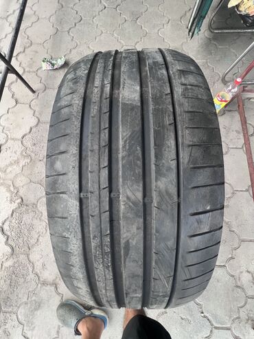 обмен на авто с доплатой: Шины 275 / 40 / R 22, Лето, Б/у, 1 шт, Легковые, США