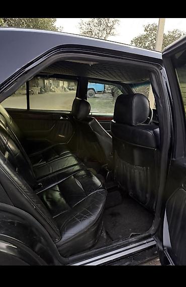 мерседес бенз а: Mercedes-Benz W124: 1993 г., 2.8 л, Механика, Бензин, Седан — 7