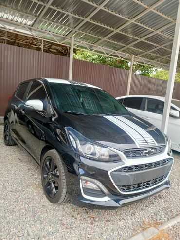 сдаётся авто с последующим выкупом: Chevrolet Spark: 2018 г., 1 л, Вариатор, Бензин, Хетчбек