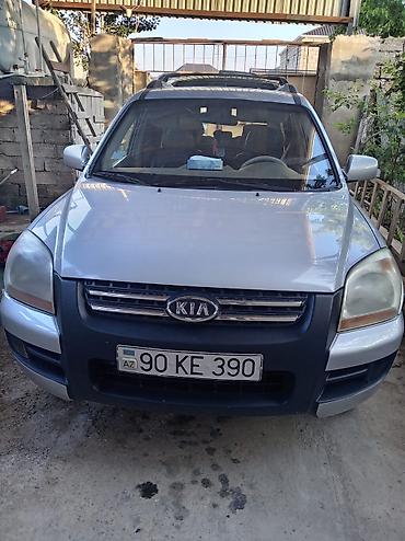 sportage: Kia Sportage – gümüşü rəngli kompakt SUV Xarici: - Krossover kuzov — 3