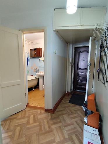 Продажа квартир: 1 комната, 32 м², 8 мкр Индивидуалка, 3 этаж — 5