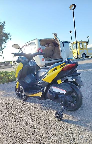 b class makasin: Uşaq üçün elektrikli skuter – sport üslublu “Super” model - Korpus — 3