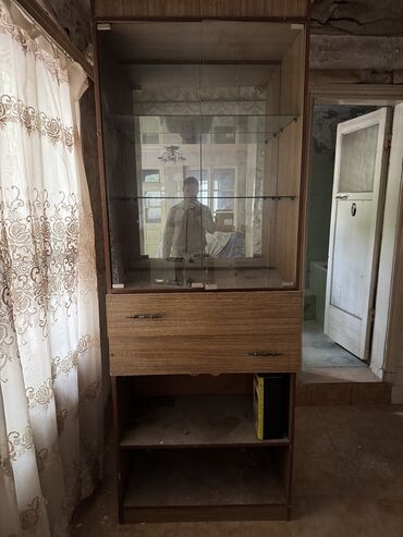 mətbəx skafi: İşlənmiş, Açılan, 2 qapılı Düz dolab, Mətbəx dolabı, Azərbaycan