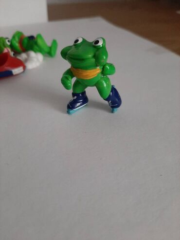 Oyuncaqlar: SATİLİR.Kinder surpriz 1993 ilin seriyasi Ranpola (Qurbaga) Yaxsi ve