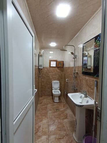 Pulsuz: 1 otaqli ev kiraye verilir heyeti var qaz su var ev ünvani STP — 9