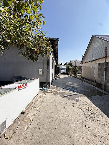 дордой дом продается: 4 комнаты, 180 м², 5 соток, Бишкек, Дордой рынок / базар Собственник — 2