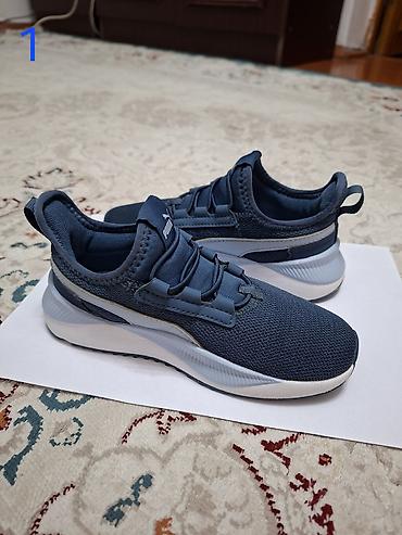 Продаю б/у детские кроссовки и ботинки для мальчиков. 1) Puma