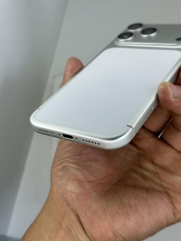 компьютеры hp (hewlett packard): IPhone 17 Pro Max, Б/у, 256 ГБ, Серебристый, Коробка, 100 % — 7