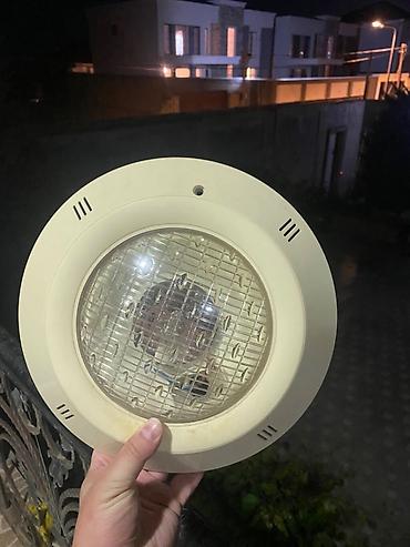4 ilə audi: Baseyn ucun led ishiqlar 4 eded var 1 eded 30 azn — 2