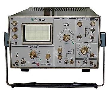 roland e 40: Б/у, Инструментальный, 10 Вт, Класс: AB, Каналов: 2 — 6