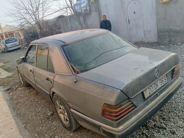 turbo az mercedes dörd göz: Mercedes-Benz E 200: 2 l | 1991 il Sedan