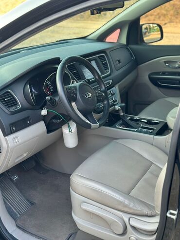 Kia: Kia Carnival: 2019 г., 2.2 л, Дизель — 9