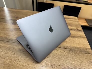 macbook air 2019 бу: Ультрабук, Apple, 8 ГБ ОЗУ, Apple M1, 13.3 ", Б/у, Для работы, учебы, память NVMe SSD