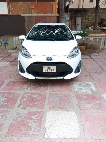 Toyota : 1.5 л | Хэтчбэк