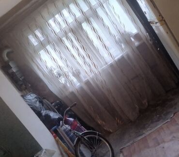 Uzunmüddətli kirayə mənzillər: 4 otaqlı mənzil 5/1mertebesi orta temirli leninqrad proyekti orta -da lalafo.az — 6 Uzunmüddətli kirayə mənzillər: 4 otaqlı mənzil 5/1mertebesi orta temirli leninqrad proyekti orta — 6