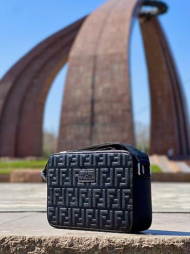 мужской клатч: Барсетка, Louis Vuitton, Материал: Экокожа, Застежка на магните, Застежка на молнии, Множество карманов, Новый — 10