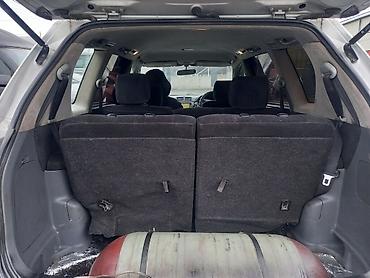 Toyota: Toyota Ipsum: 2002 г., 2.4 л, Автомат, Бензин, Минивэн — 10