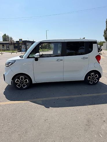 byd e1: Kia Ray: 2021 г., Автомат, Бензин, Минивэн — 9
