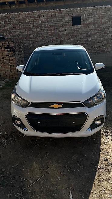 Chevrolet: Chevrolet Spark: 2017 г., 0.1 л, Автомат, Бензин, Хэтчбэк — 4