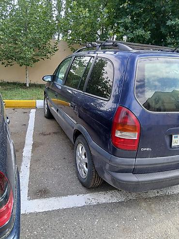 opel zafira a: Opel Zafira A, mavi rəng, 7 yerlik kompakt miniven. Opel Zafira.İli — 4