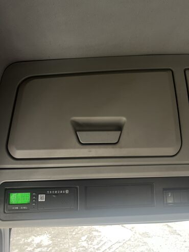 Тягачи: Тягач, Shacman, 2021 г. — 9