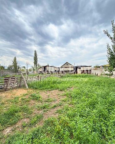 семье: 🏠Продается дом под бизнес в с. Сокулук 🟡 Комнаты: 4 🟡 Участок: 15 — 6