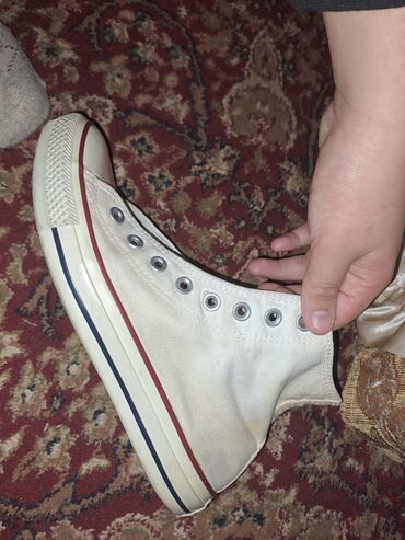 Women's Sneakers and athletic shoes: Converse Chuck Taylor All Star – uniseks, high-top kets - Model kodu — 13