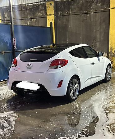 hunday elantra 2012 qabag pad krilnik: Salonnan alinma 2012 model Hyundai Veloster, ağ rəng, kupe-hetçbek — 9