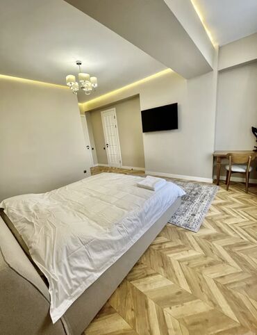 apartment for rent in bishkek: 3 бөлмө, Кыймылсыз мүлк агенттиги, Чогуу жашоосу жок, Толугу менен эмереги бар