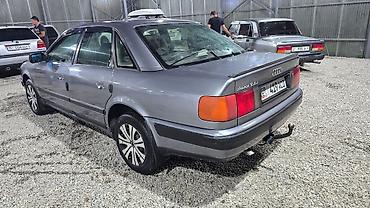 крыло переднее: Audi 100: 1991 г., 2.3 л, Бензин, Седан — 3
