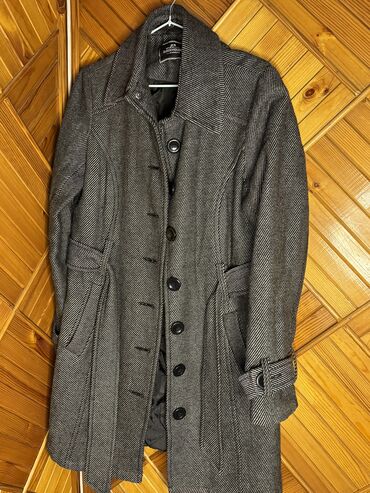 длинные пальто мужские: Зимнее длинное пальто Использовалась всего 6-7 раз. Никаких