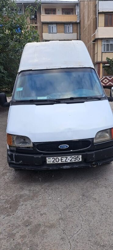 İnformatika: Ford : 2.5 l | 1995 il 562126 km