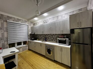qara qarayev ev: 3 otaqlı, 90 kv. m