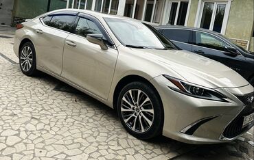 меняю на малолитражки: Lexus ES: 2019 г., 2.5 л, Автомат, Гибрид, Седан