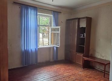 kiraye evler sabuncu rayonu: Sumqayıt şəhəri Əşya bazarına yaxın 2 mərtəbəli köhne tikilidə 3 — 6