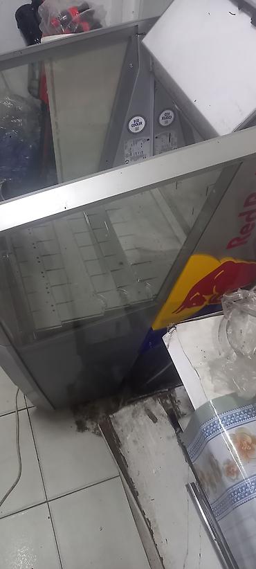Soyuducu avadanlığı: Vitrin tipli içki soyuducusu - Şüşə vitrinli, ön hissədə reklam — 2