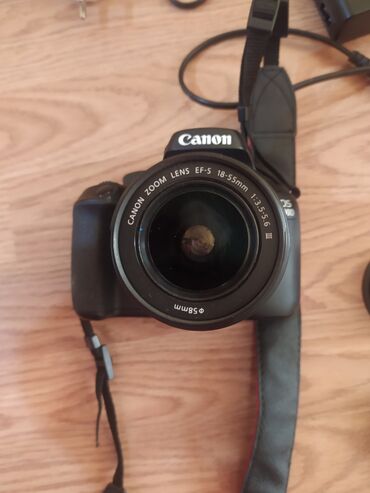 canon 85mm: Camera Canon 4000D 200Azn