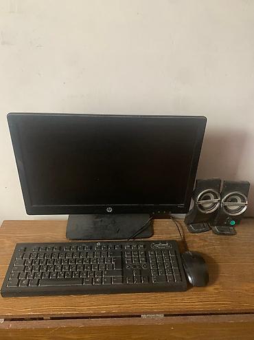 monıtor: HP komputer Monitoru. üstündə klaviş mişka kalonka verilir 120 azn — 1