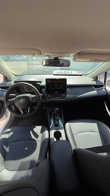 Toyota: Toyota Corolla: 2022 г., 1.8 л, Автомат, Гибрид, Седан — 8