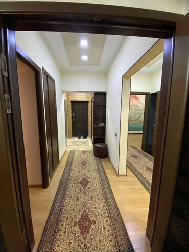 kurs.kg bishkek: 5 и более комнат, 115 м², 106 серия улучшенная, 2 этаж, Евроремонт