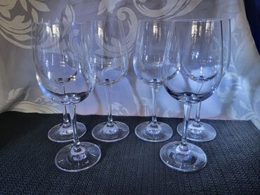 Čaše: Case nove,vintaz kristal za vino Montana Nemacka. Case tanji na lalafo.rs — 7 Čaše: Case nove,vintaz kristal za vino Montana Nemacka. Case tanji — 7